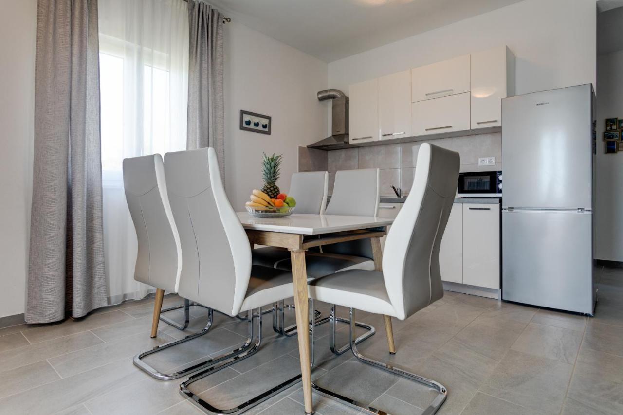 Love Apartments Zečevo Εξωτερικό φωτογραφία