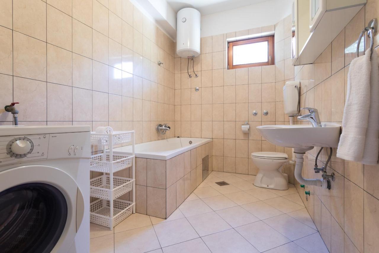 Love Apartments Zečevo Εξωτερικό φωτογραφία